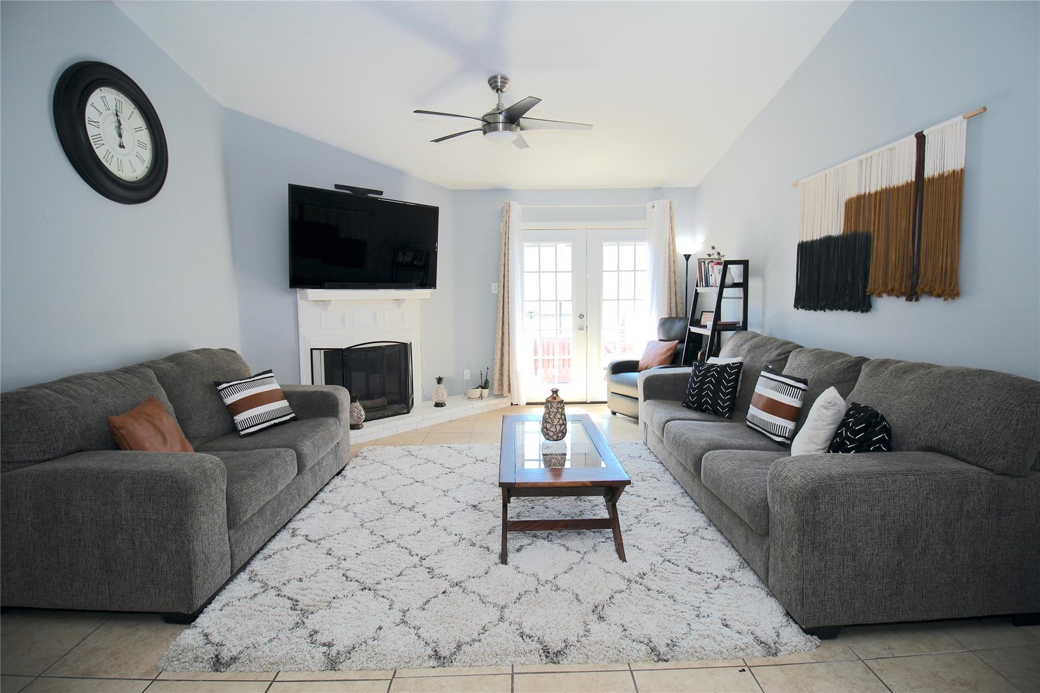 Property Photo:  9707 Richmond Avenue 104  TX 77042 