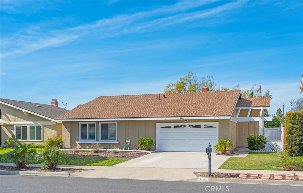 Property Photo:  3571 Hamilton Street  CA 92614 