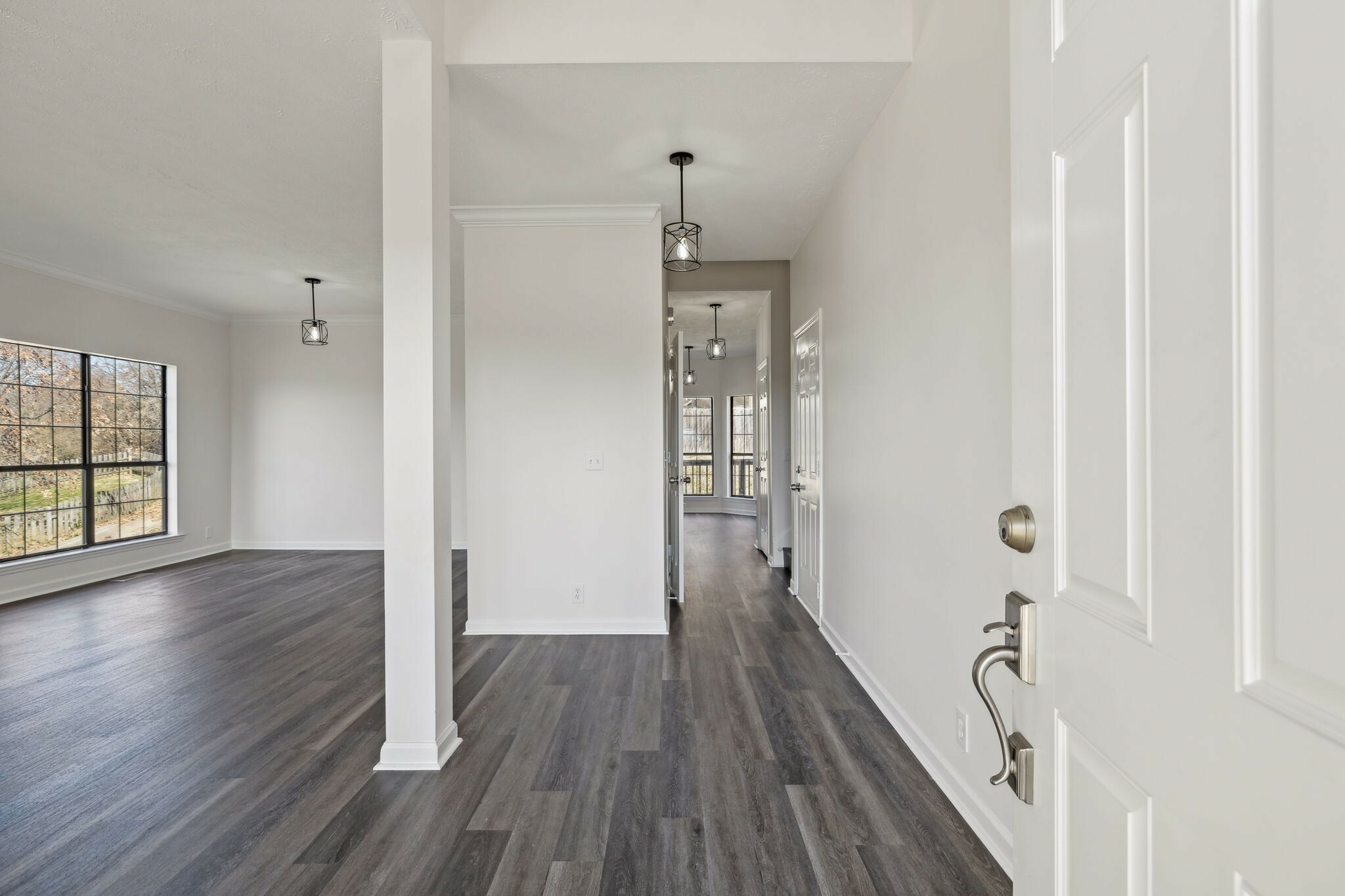 Property Photo: 1121 Holt Hills Pl TN 37211