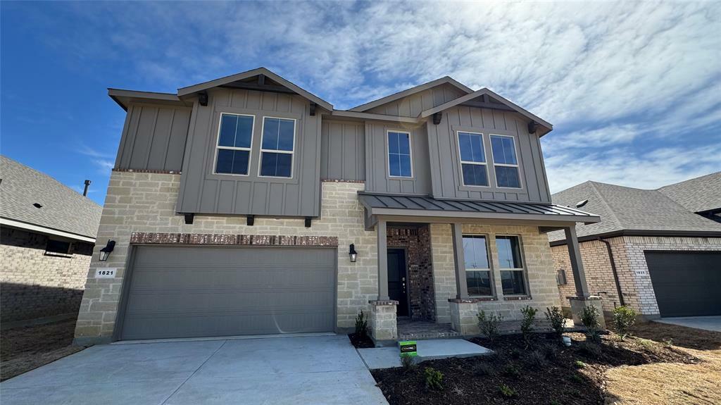 Property Photo: 1821 Red Bud Trail TX 76247