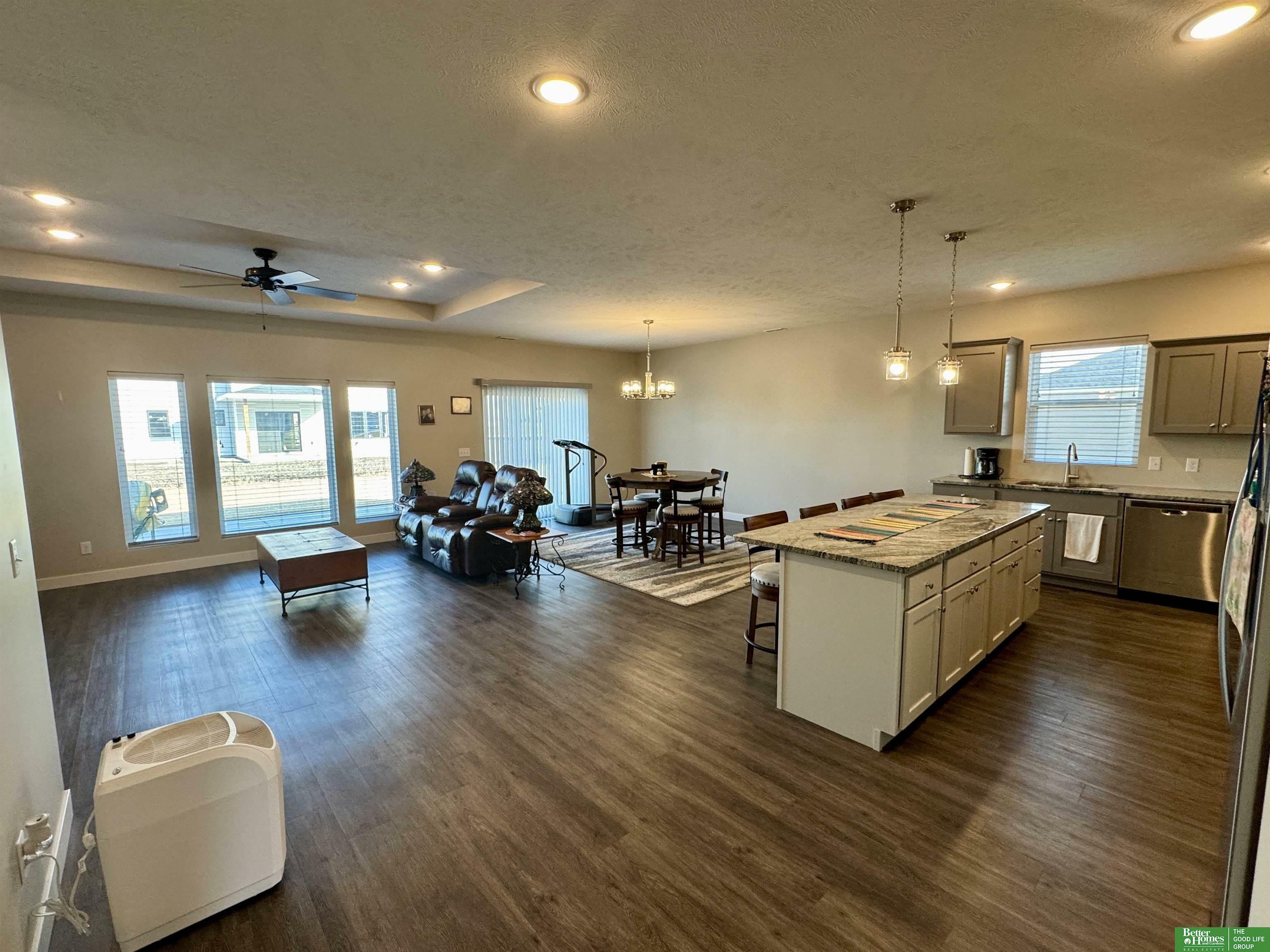 Property Photo: 1809 8th Avenue NE 68826