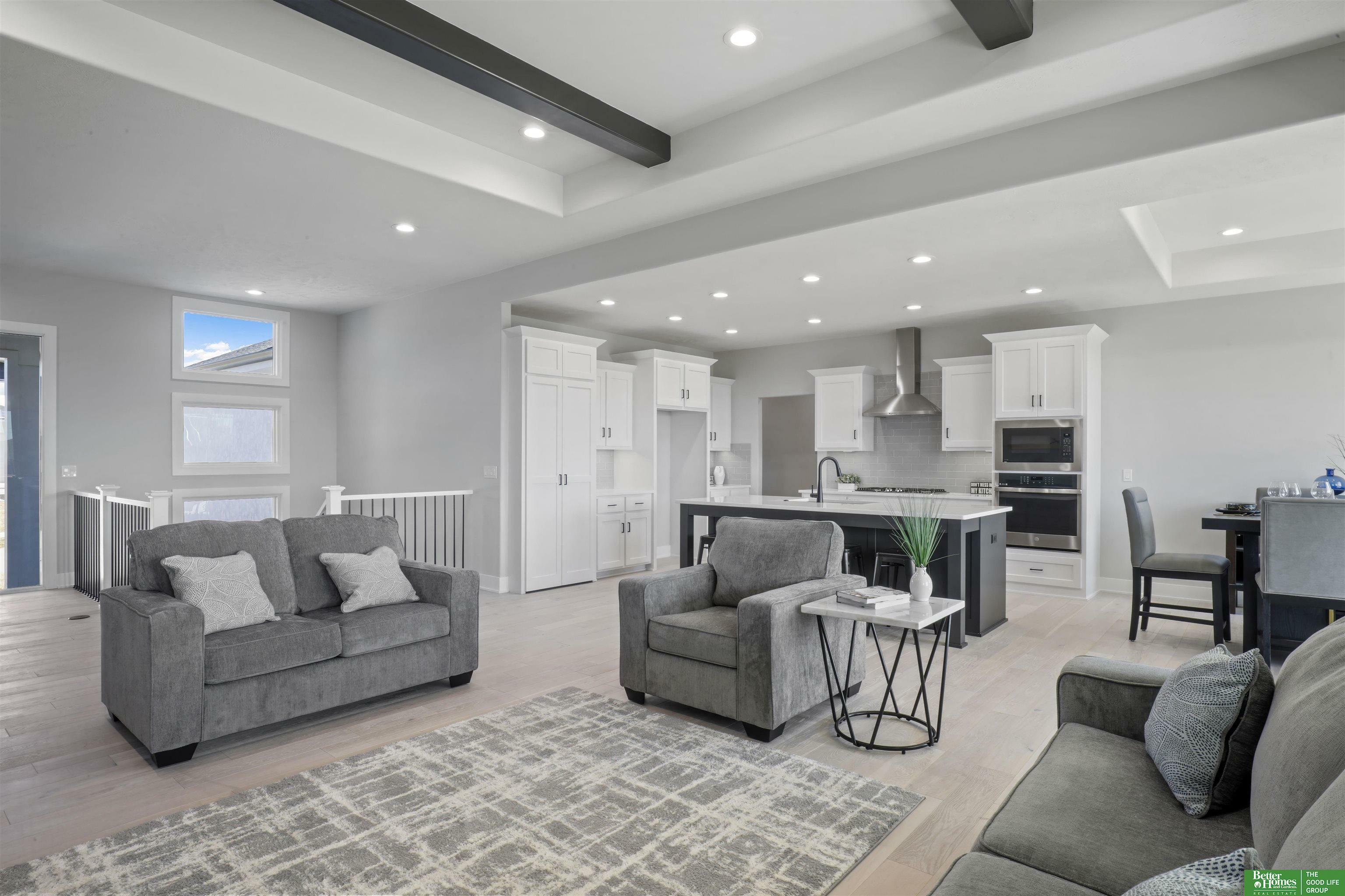 Property Photo: 5620 N 212th Street NE 68022