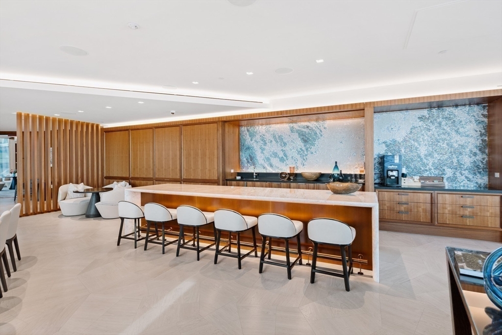 Property Photo: 150 Seaport 6C MA 02210