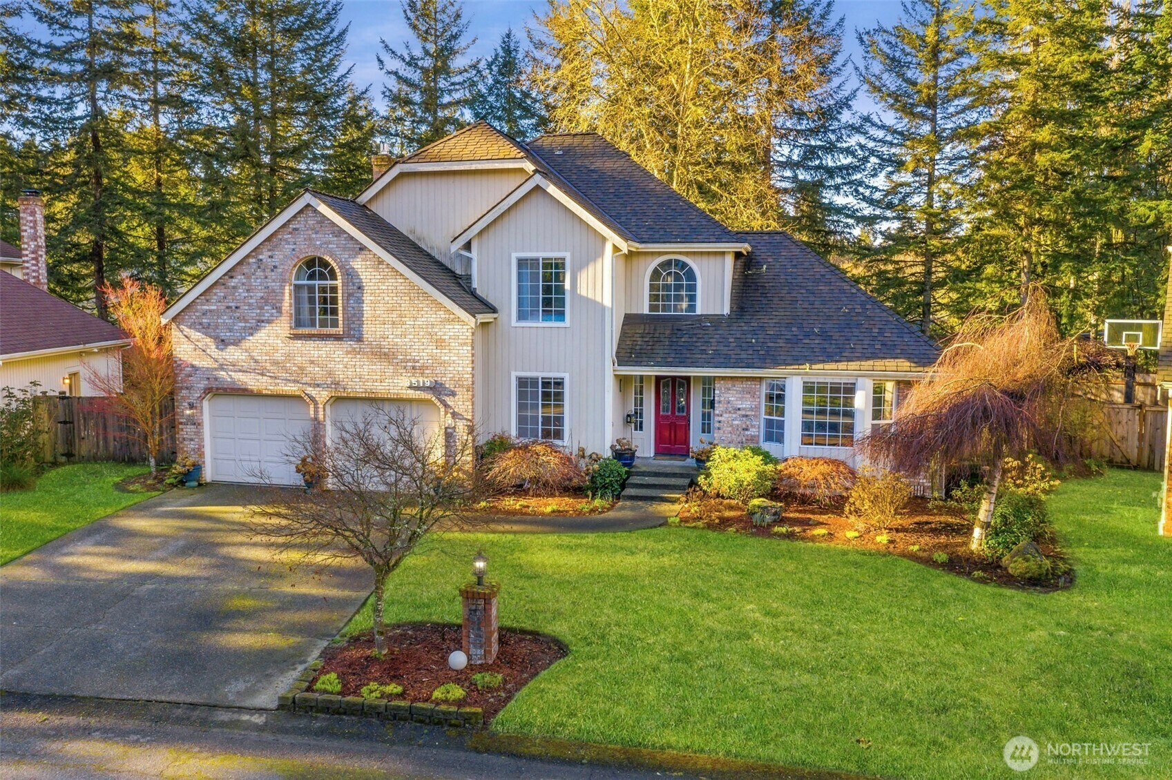 Property Photo:  3519  Norfolk Court SE  WA 98501 