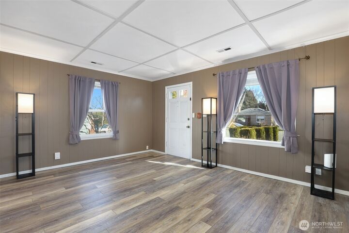 Property Photo: 2738 Locust Avenue W WA 98466