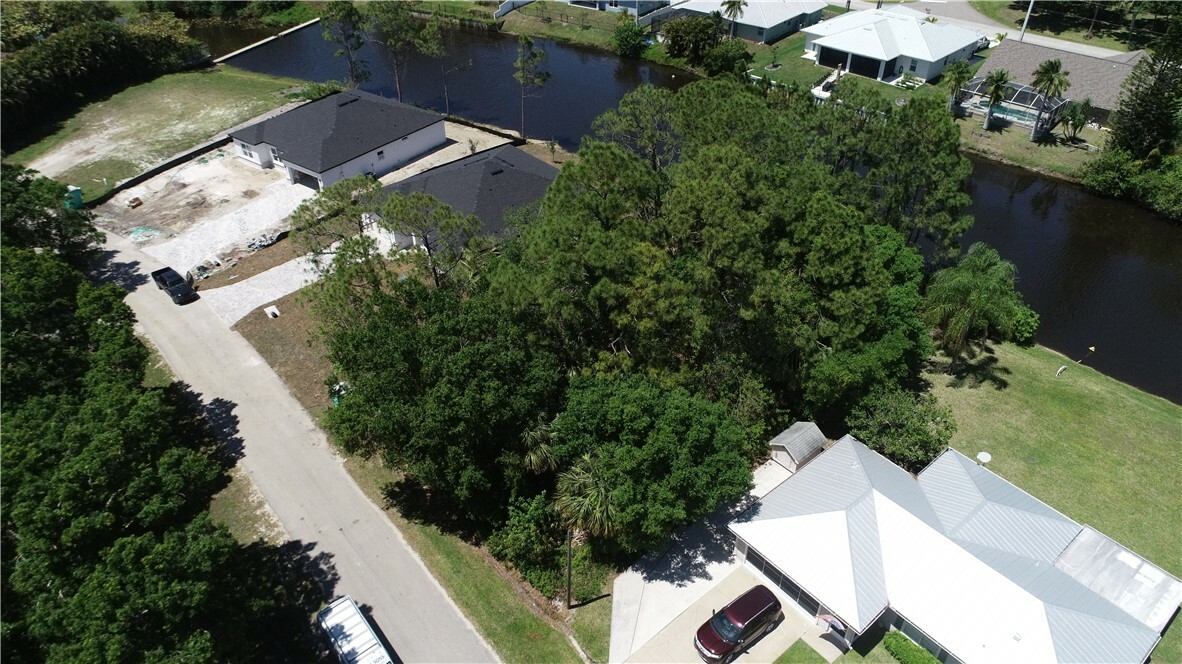 Property Photo: 569 Joy Haven Drive FL 32958