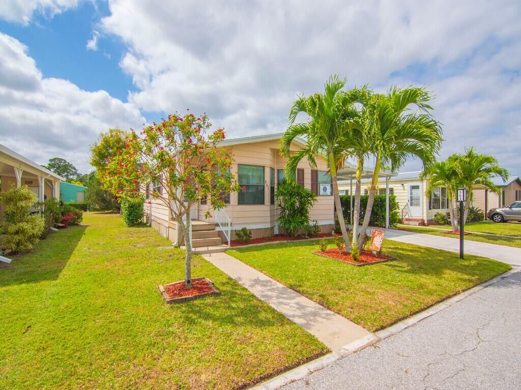 Property Photo:  561 Barb Ann Lane  FL 34952