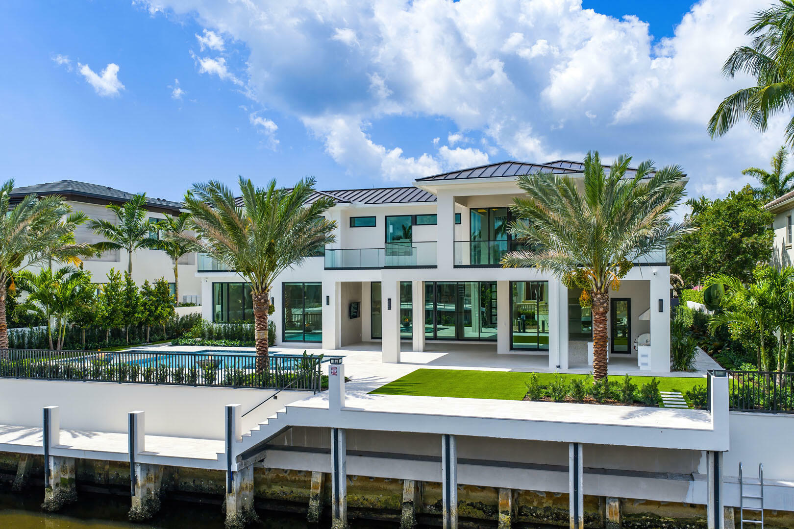 Property Photo: 191 W Coconut Palm Road FL 33432