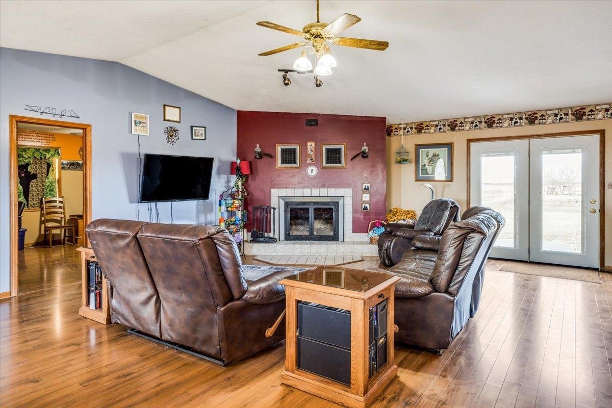 Property Photo: 8361 S Meridian St KS 67060