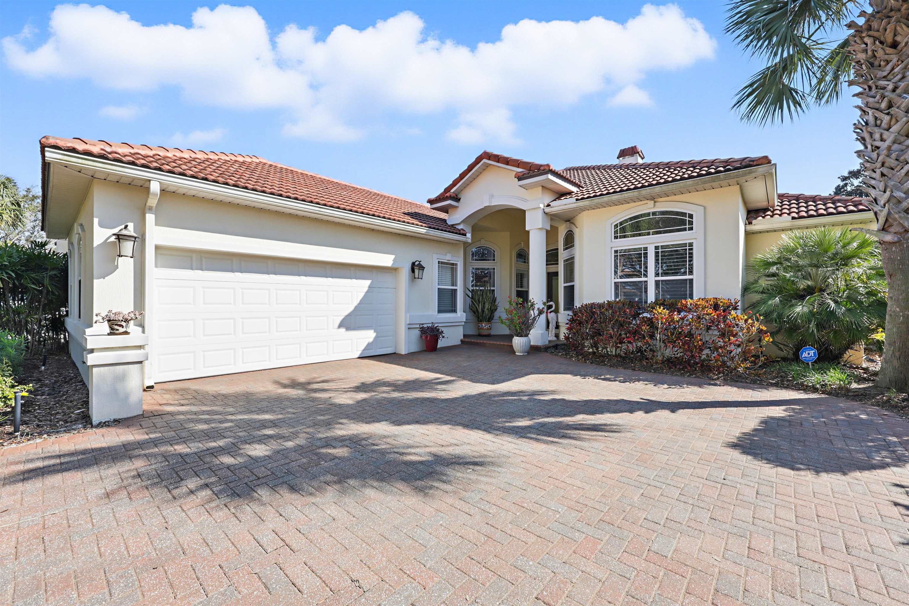 Property Photo:  322 Fiddlers Point Dr  FL 32080 