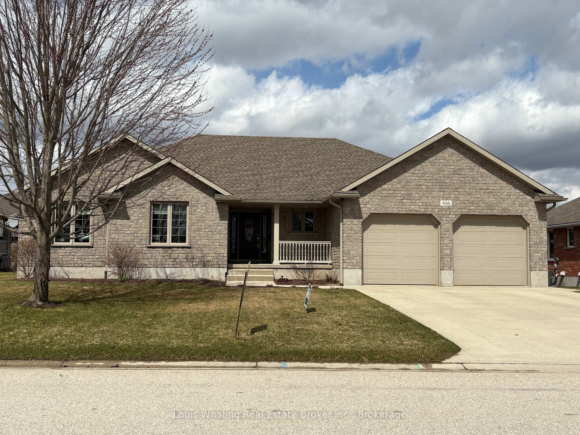 Property Photo:  408 4th Street S  ON N4N 3V1 