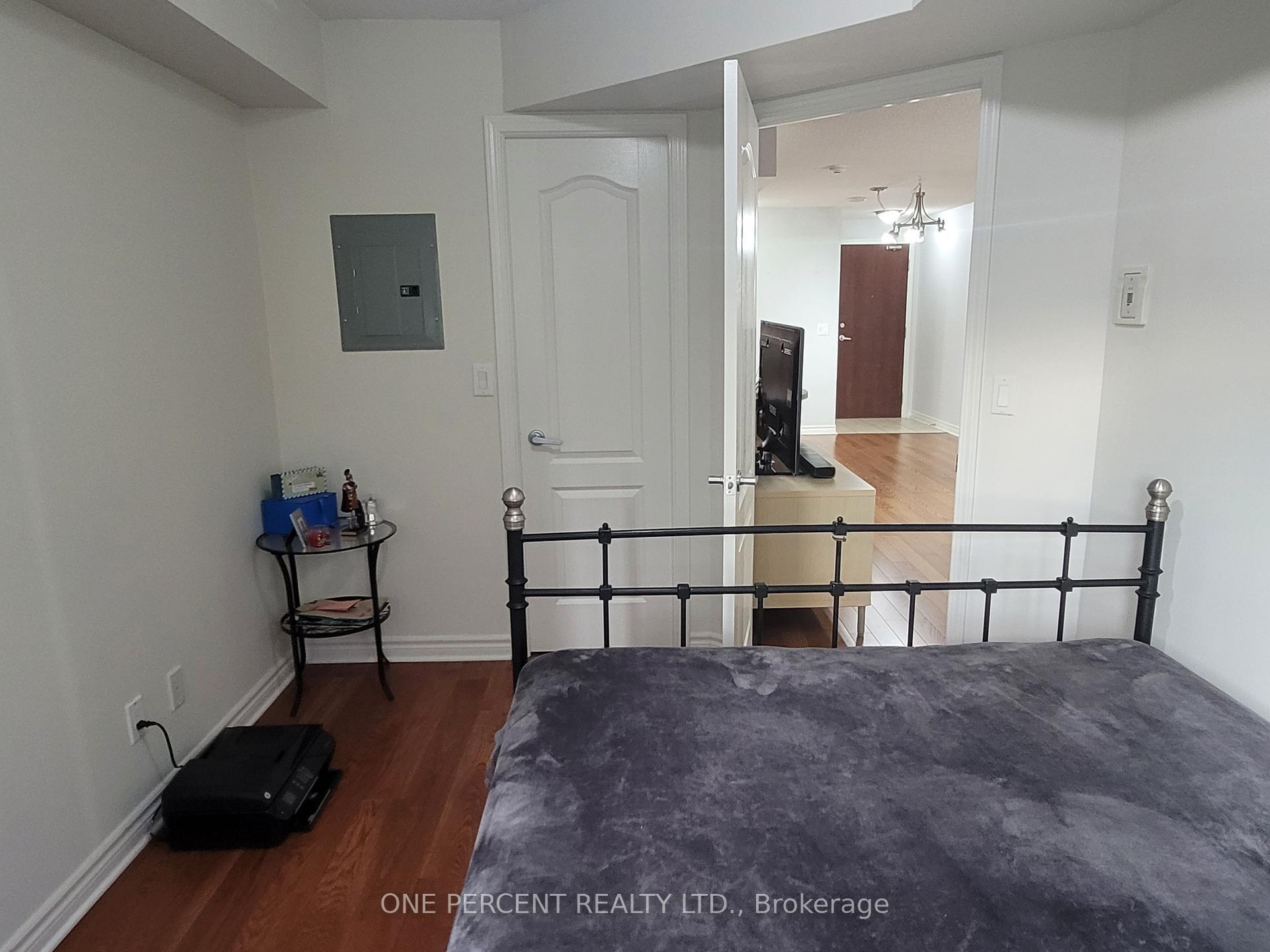 Property Photo: 4080 Living Arts Dr E 506 ON L5B 4N3