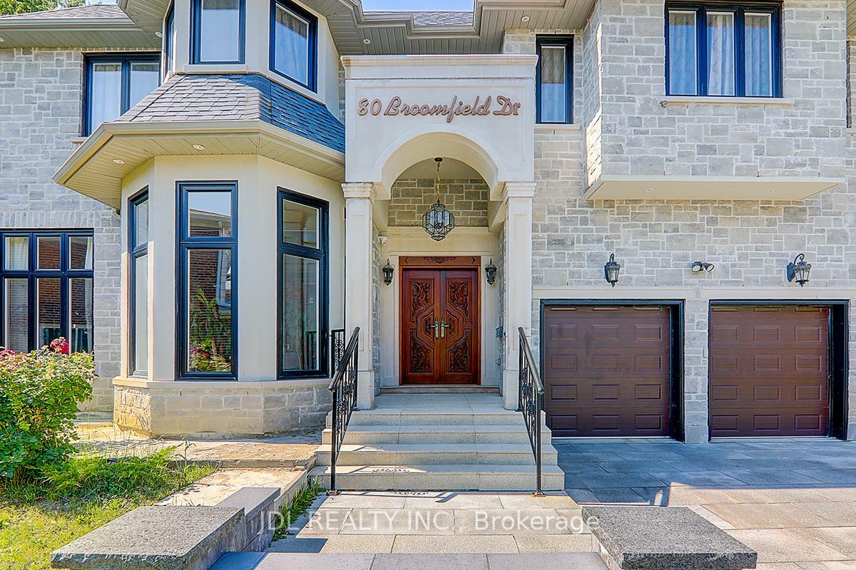 Property Photo: 80 Broomfield Dr ON M1S 2W1