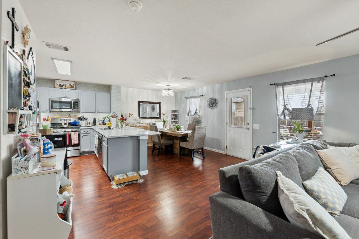 Property Photo: 3529 Sand Dunes Avenue TX 78744