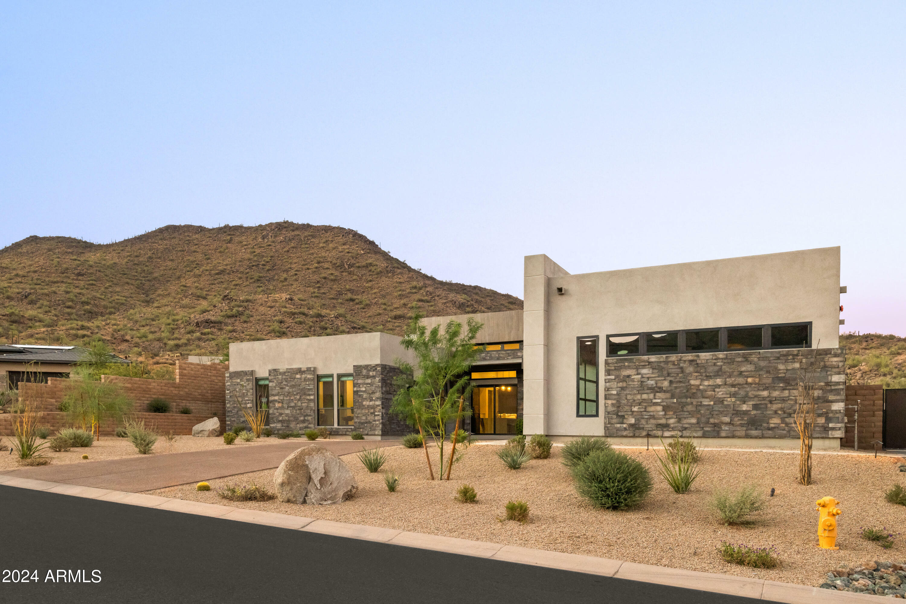 Property Photo: 14102 E Sonora Crest Drive AZ 85268