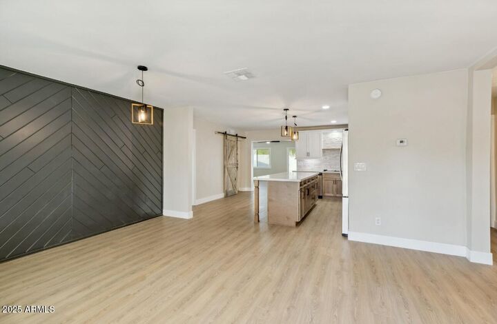 Property Photo: 2202 E Osborn Road AZ 85016