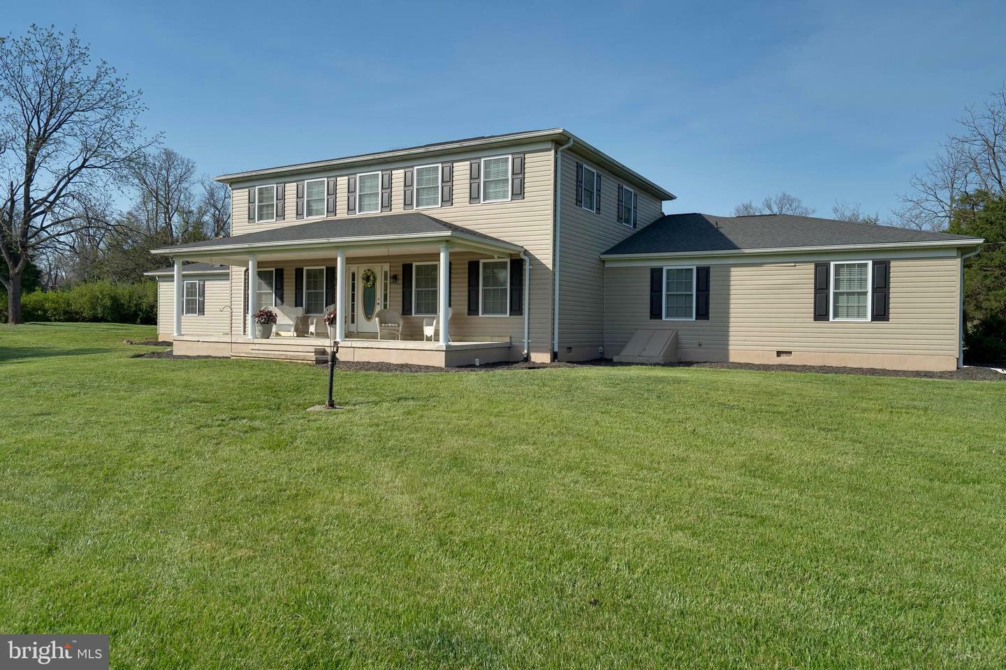 Property Photo: 303 Cedar Hollow Lane WV 25430