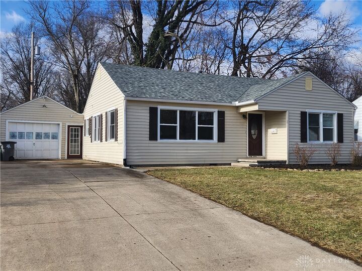 1220 York Lane  Troy OH 45373 photo