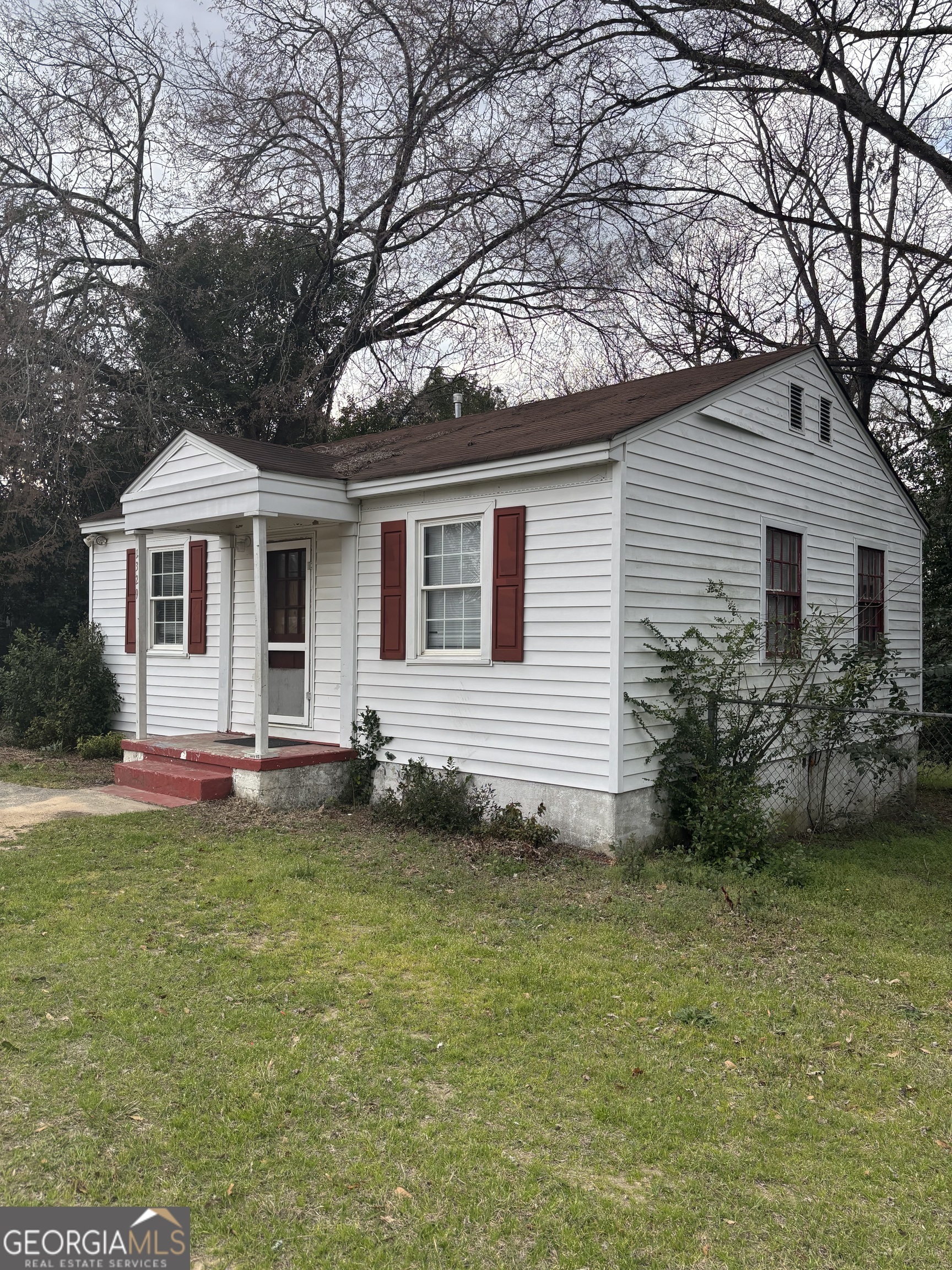 Property Photo: 1329 Triple Hill Drive GA 31206