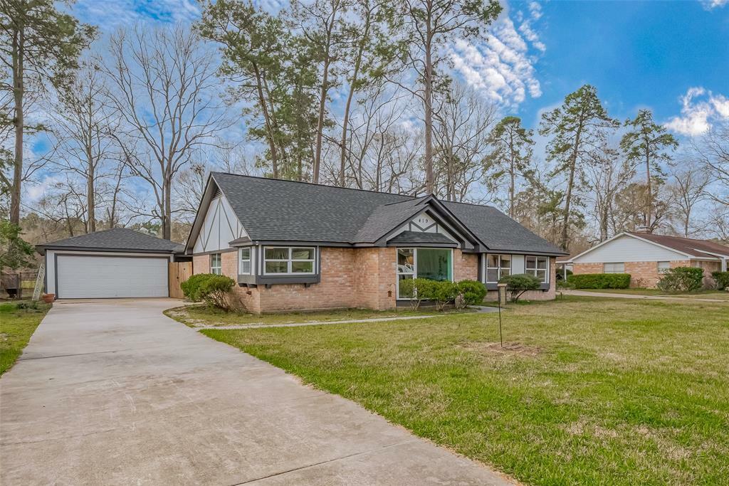 Property Photo:  419 Magnolia Bend  TX 77357 