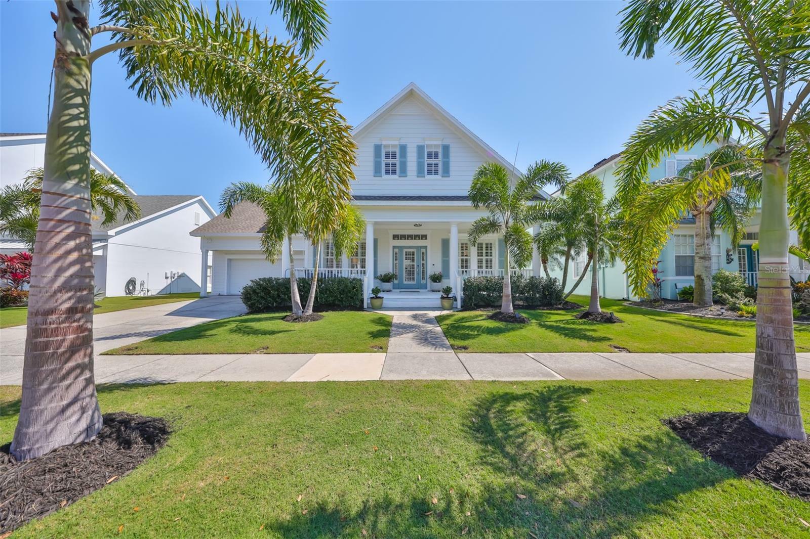 Property Photo:  413 Islebay Drive  FL 33572 