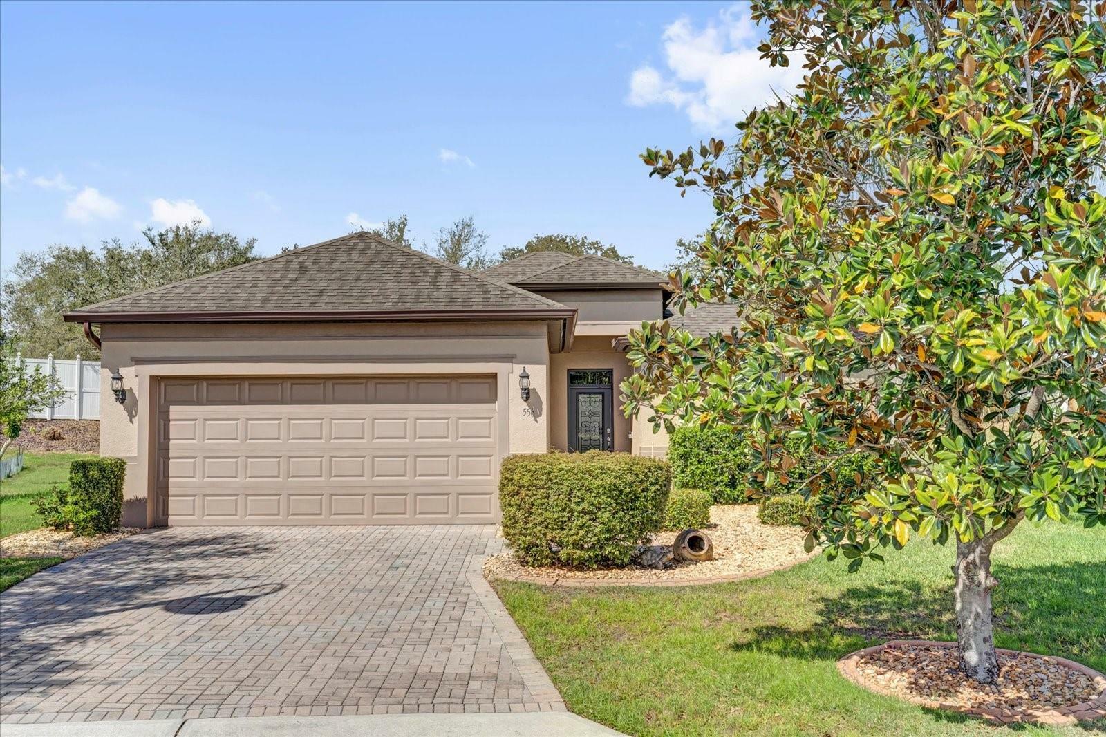 Property Photo:  556 Grande Drive  FL 33837 