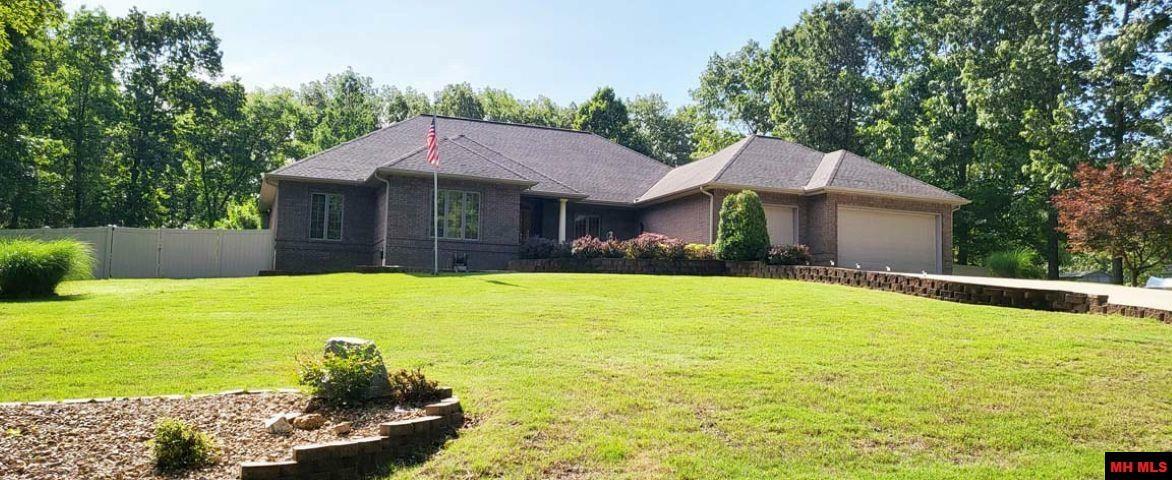 Property Photo: 960 Pebblecreek Drive AR 72653