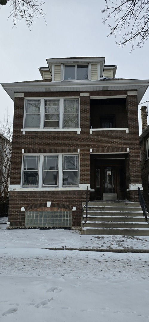 Property Photo: 4004 S Rockwell Street IL 60632