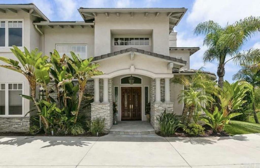 Property Photo: 970 Dove Run Rd CA 92024
