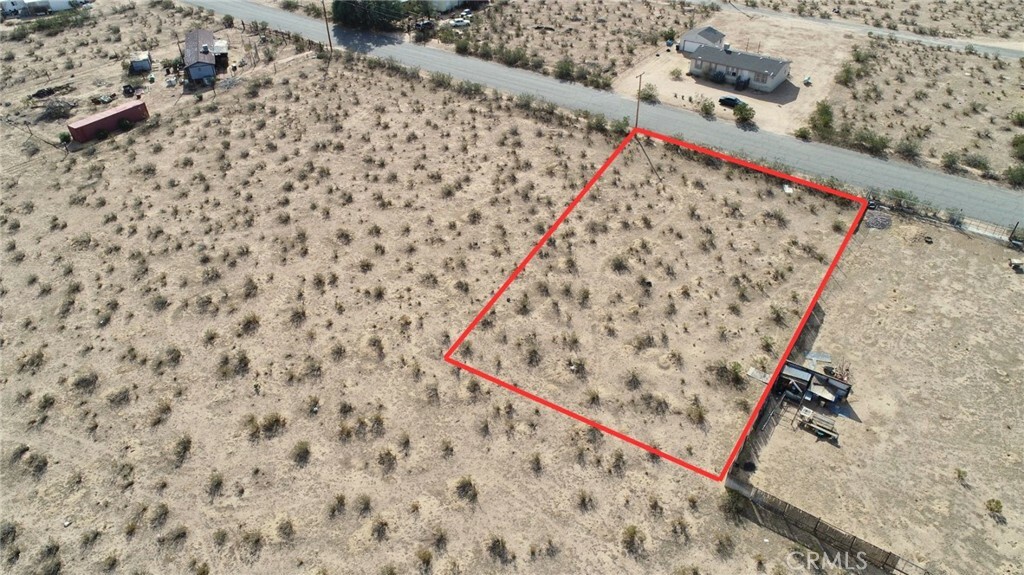 Property Photo: 11 Olanche Avenue CA 93501