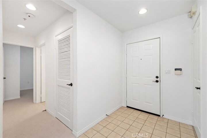 Property Photo: 6020 Seabluff Drive 342 CA 90094