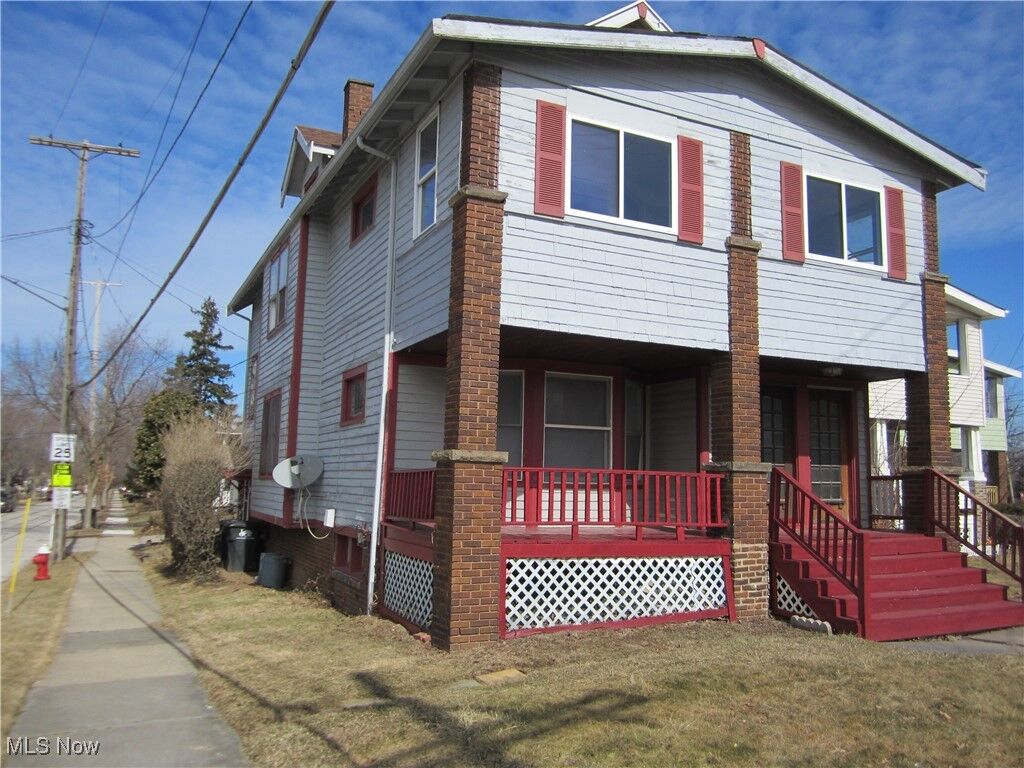 Property Photo: 15622 Hilliard Road OH 44107