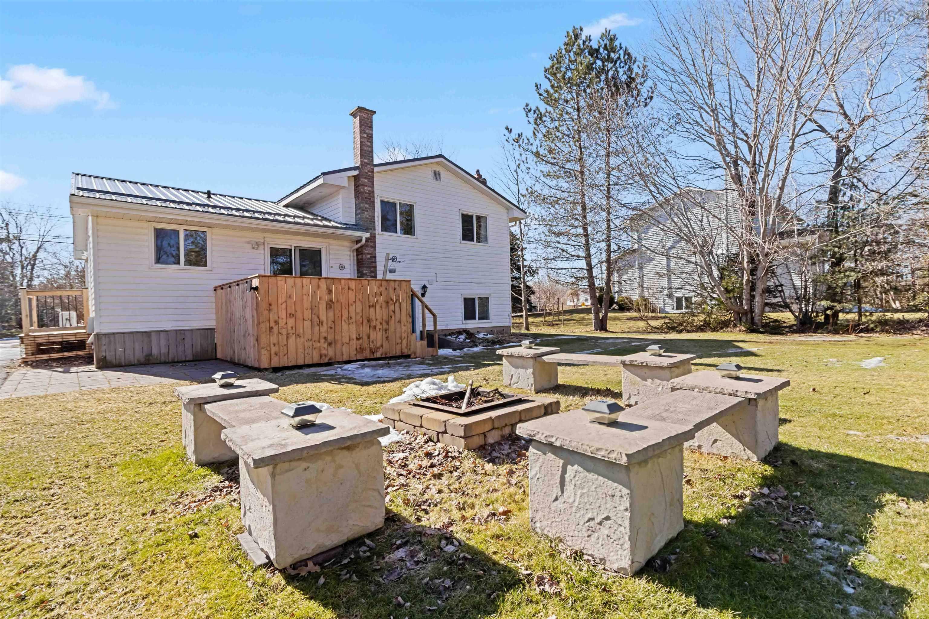 Property Photo:  30 Logan Drive  NS B2S 1N3 