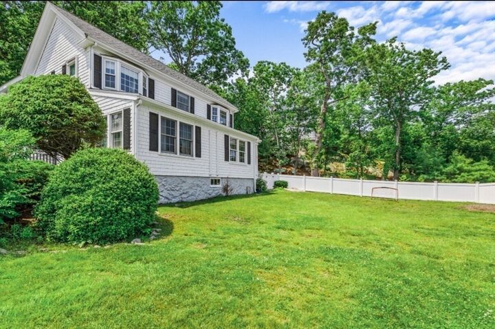 92 Atlantic Ave  Cohasset MA 02025 photo