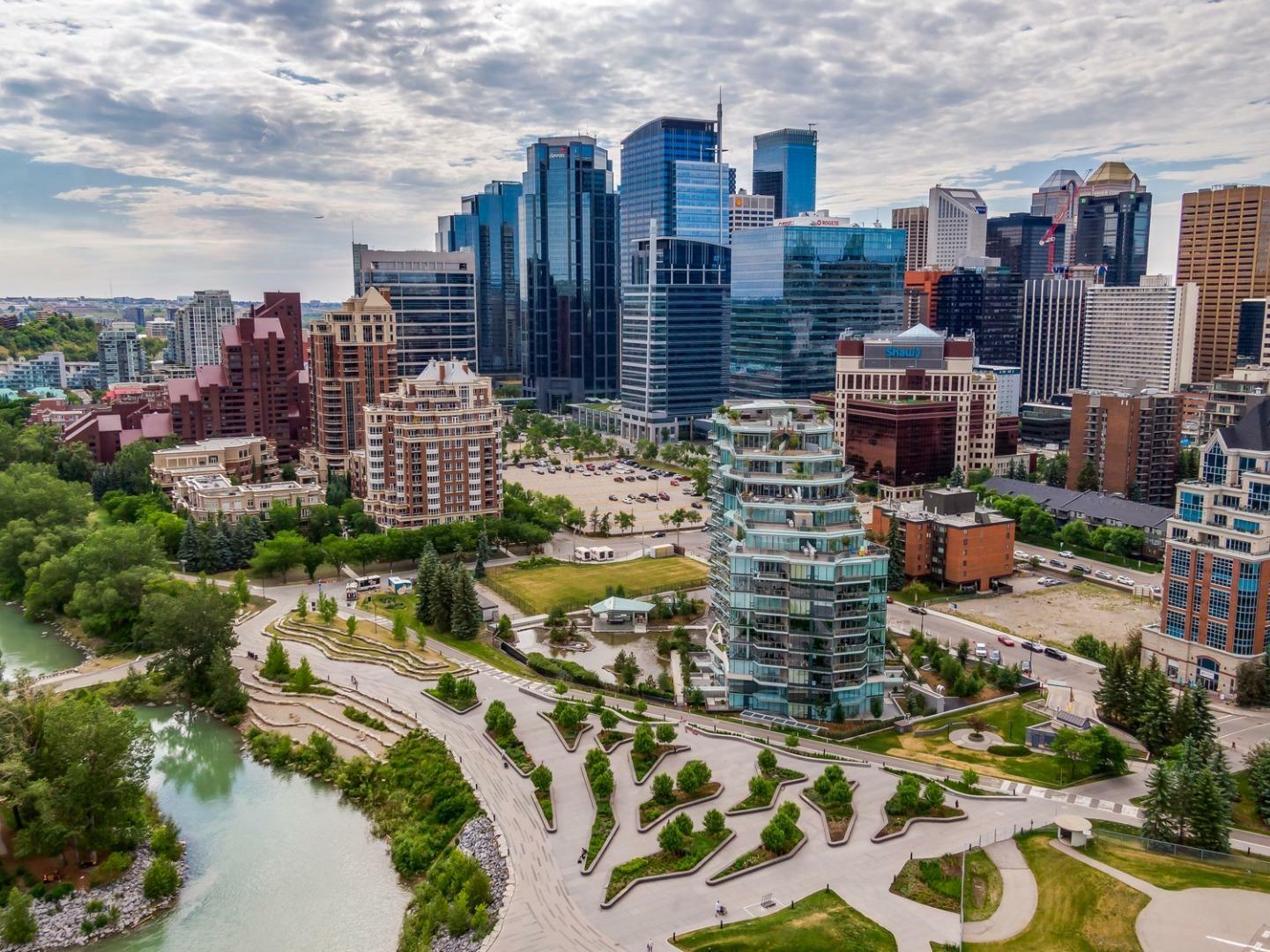 738 1 Avenue SW 811  Calgary AB T2P 5G8 photo