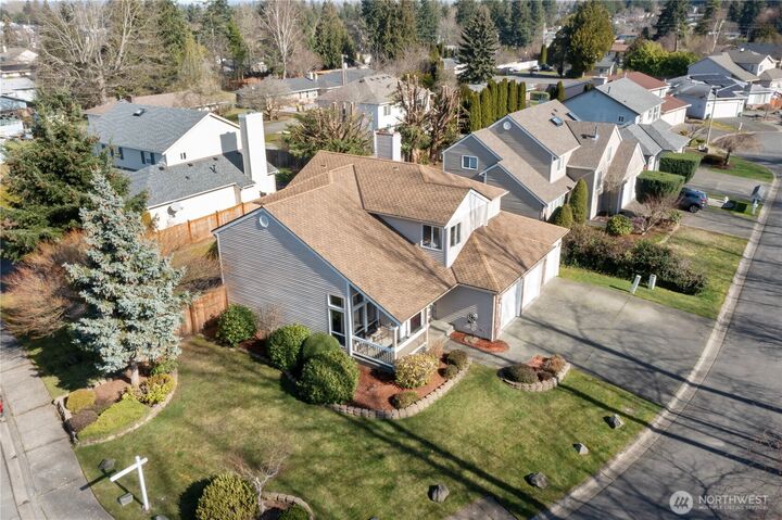 Property Photo:  10602 SE 213th Court  WA 98031 