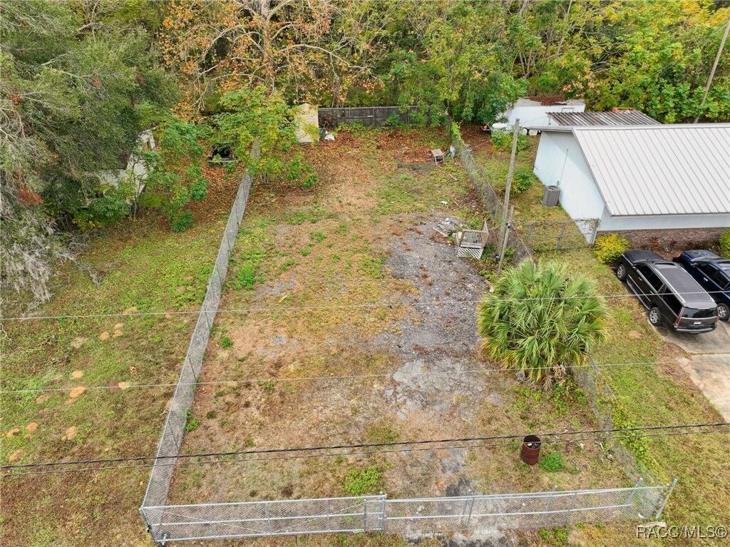 Property Photo:  2040 N Florida Avenue  FL 34442 