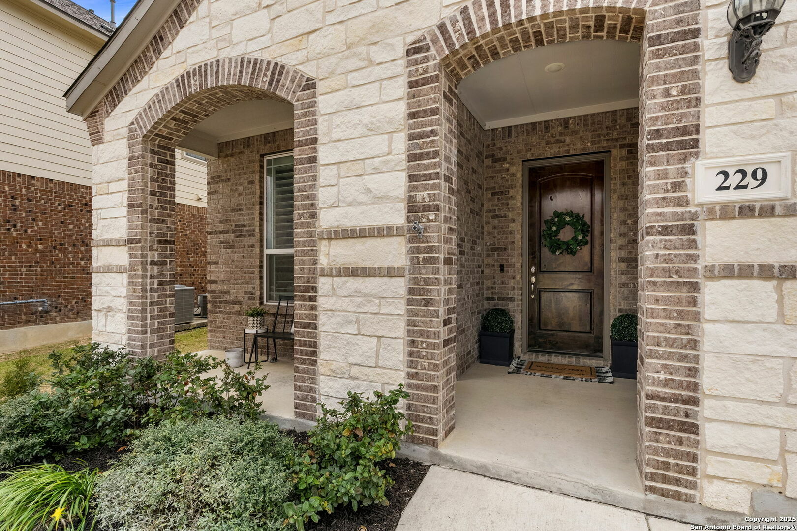 Property Photo: 229 Branson Falls TX 78006