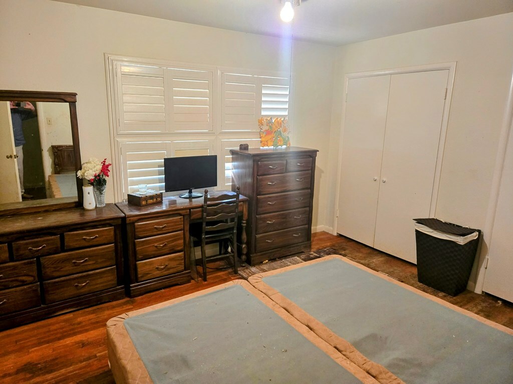 Property Photo: 2501 Oxford Ave TX 76904