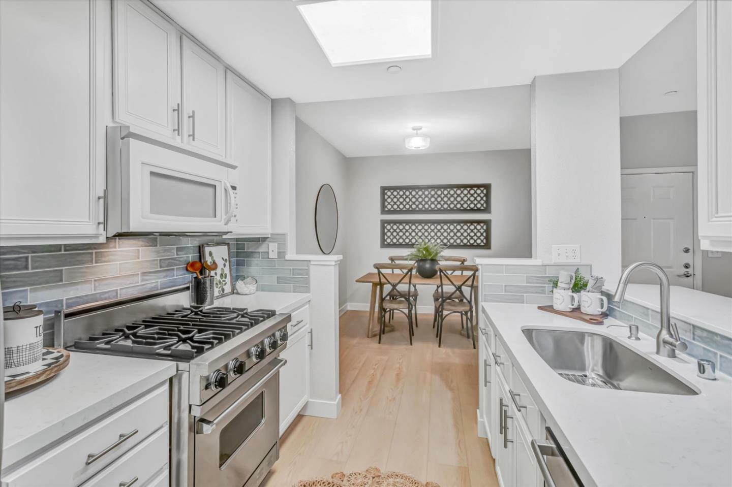 Property Photo: 602 Arcadia Terrace 105 CA 94085