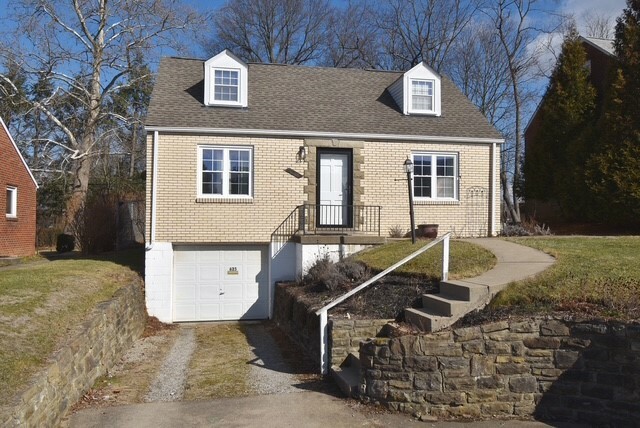 Property Photo:  625 Somerville Dr  PA 15243 