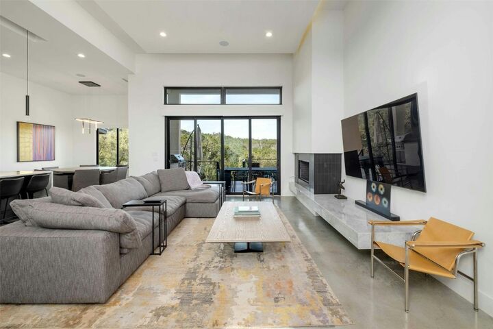 Property Photo: 10705 Superview Drive TX 78736