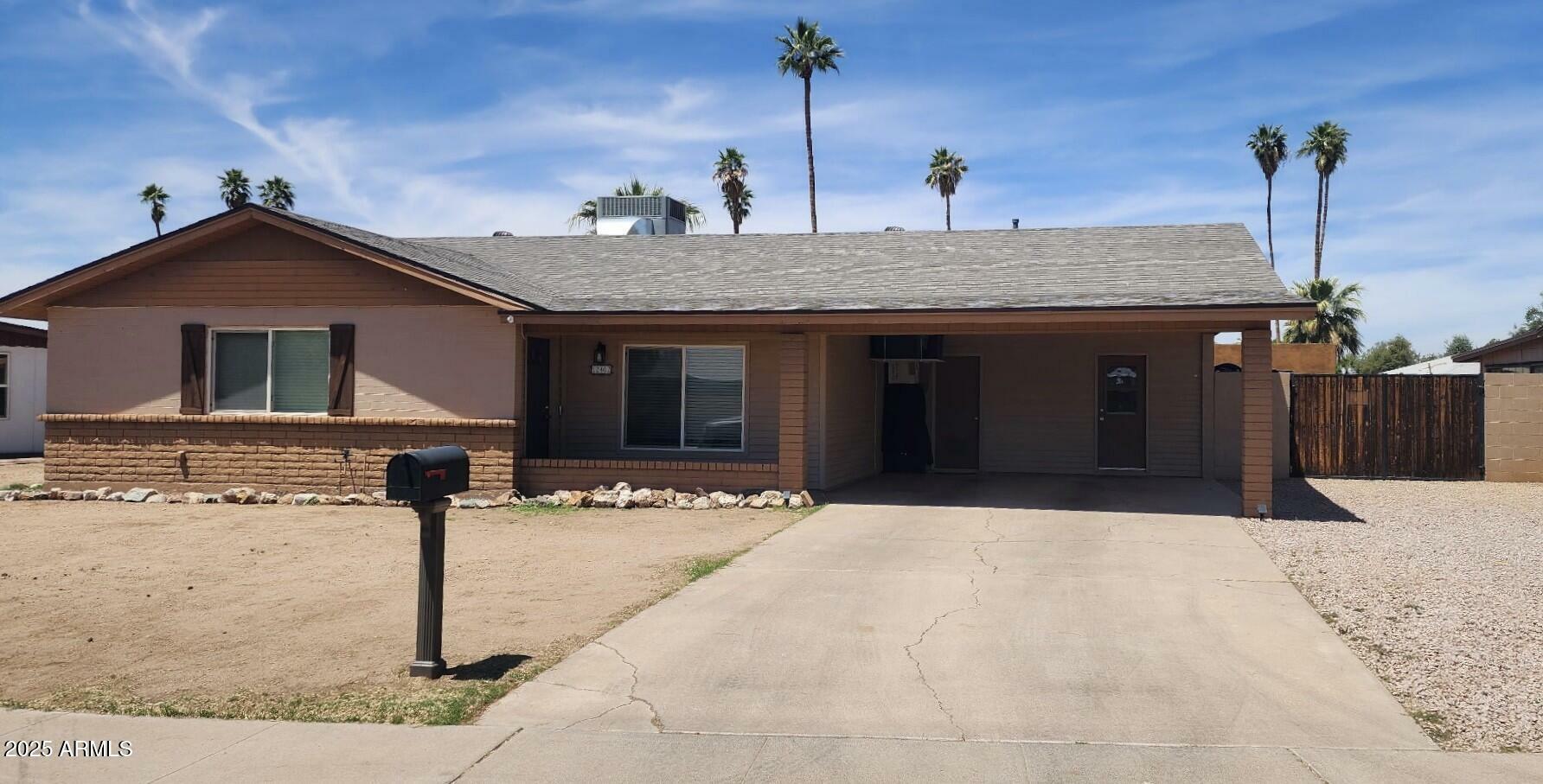 Property Photo: 12402 N 36th Drive AZ 85029