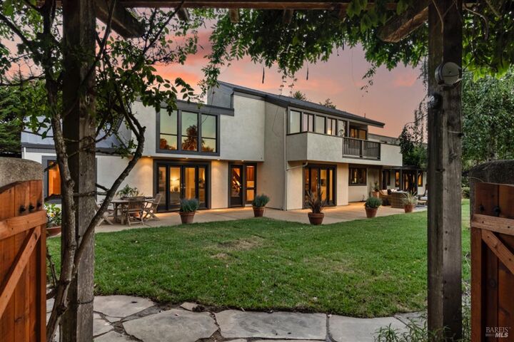 Property Photo:  125 Horseshoe Hill Road  CA 94924 