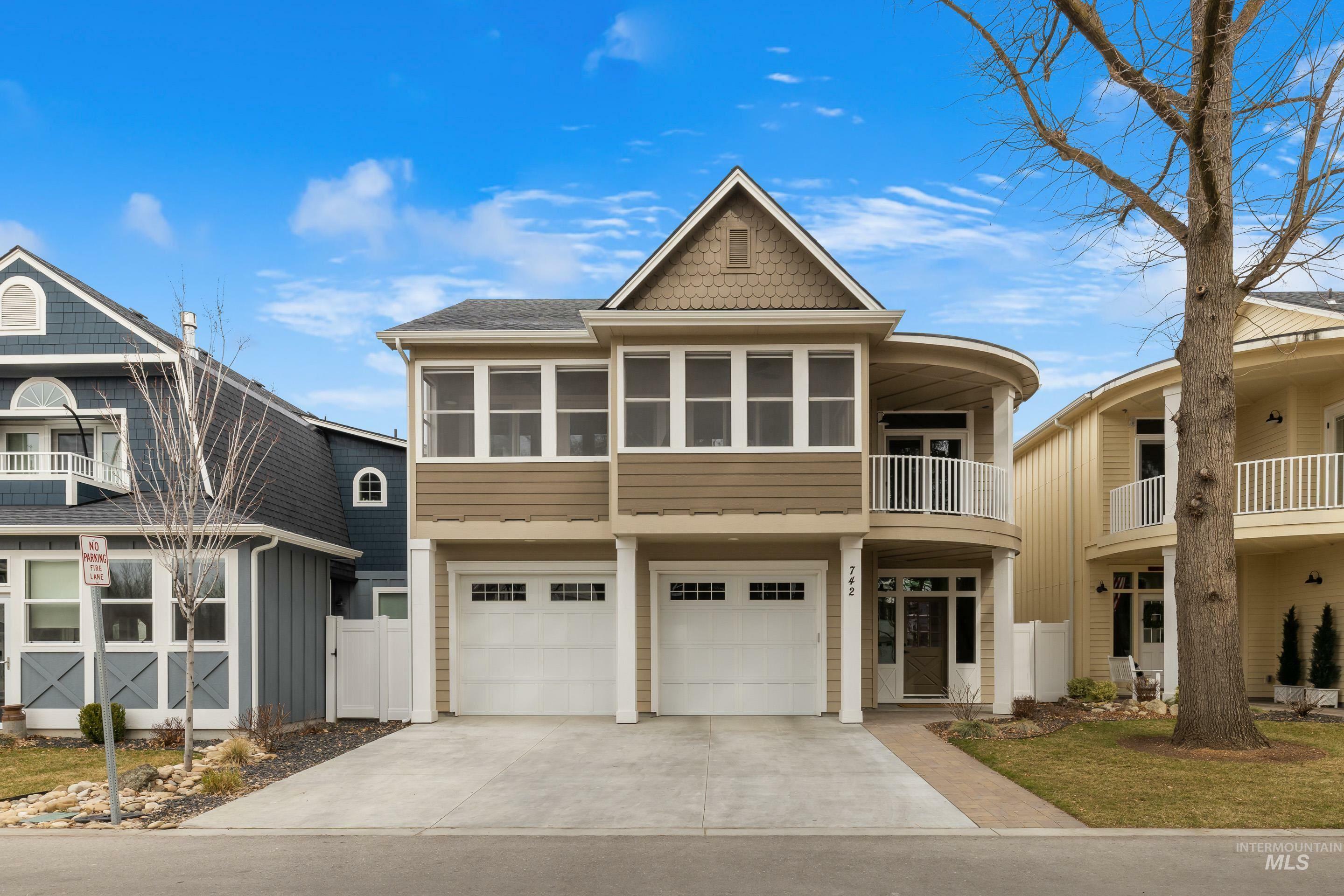Property Photo: 742 W Konavle Ln ID 83616