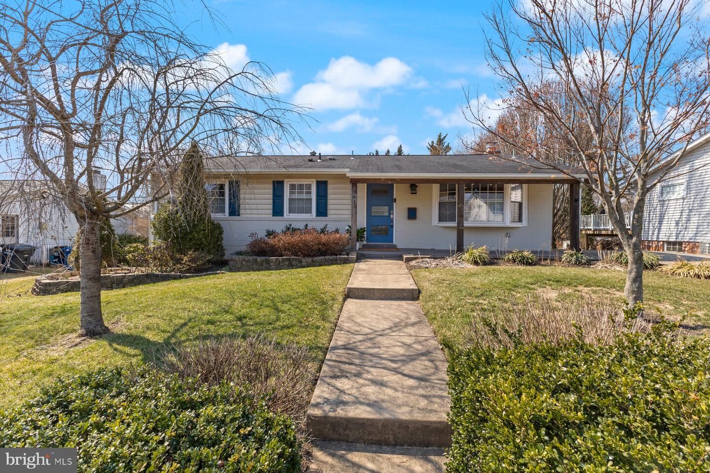 Property Photo:  3613 Heritage Lane  VA 22030 