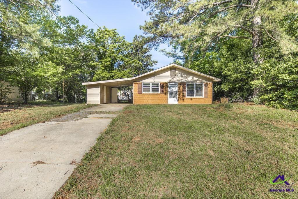Property Photo:  211 Utah Avenue  GA 31093 