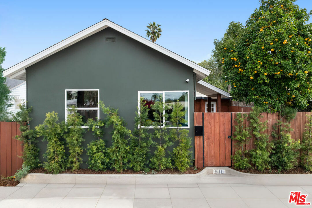 Property Photo:  510 Toledo St  CA 90042 