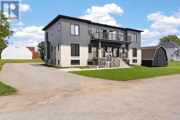 Property Photo:  100 Welland Street  ON K7H 3H7 