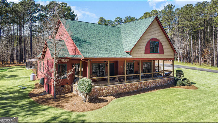 Property Photo: 430 Moccasin Gap Road GA 30233